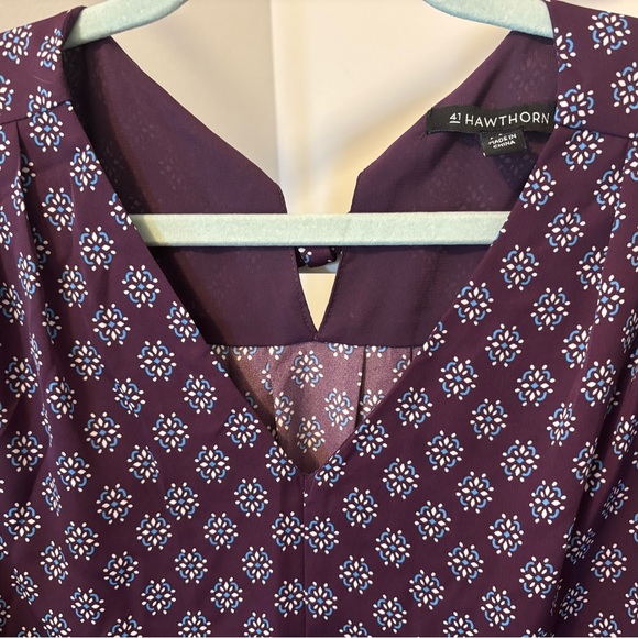 41 Hawthorn Geometric Plum Blouse - Picture 9 of 9